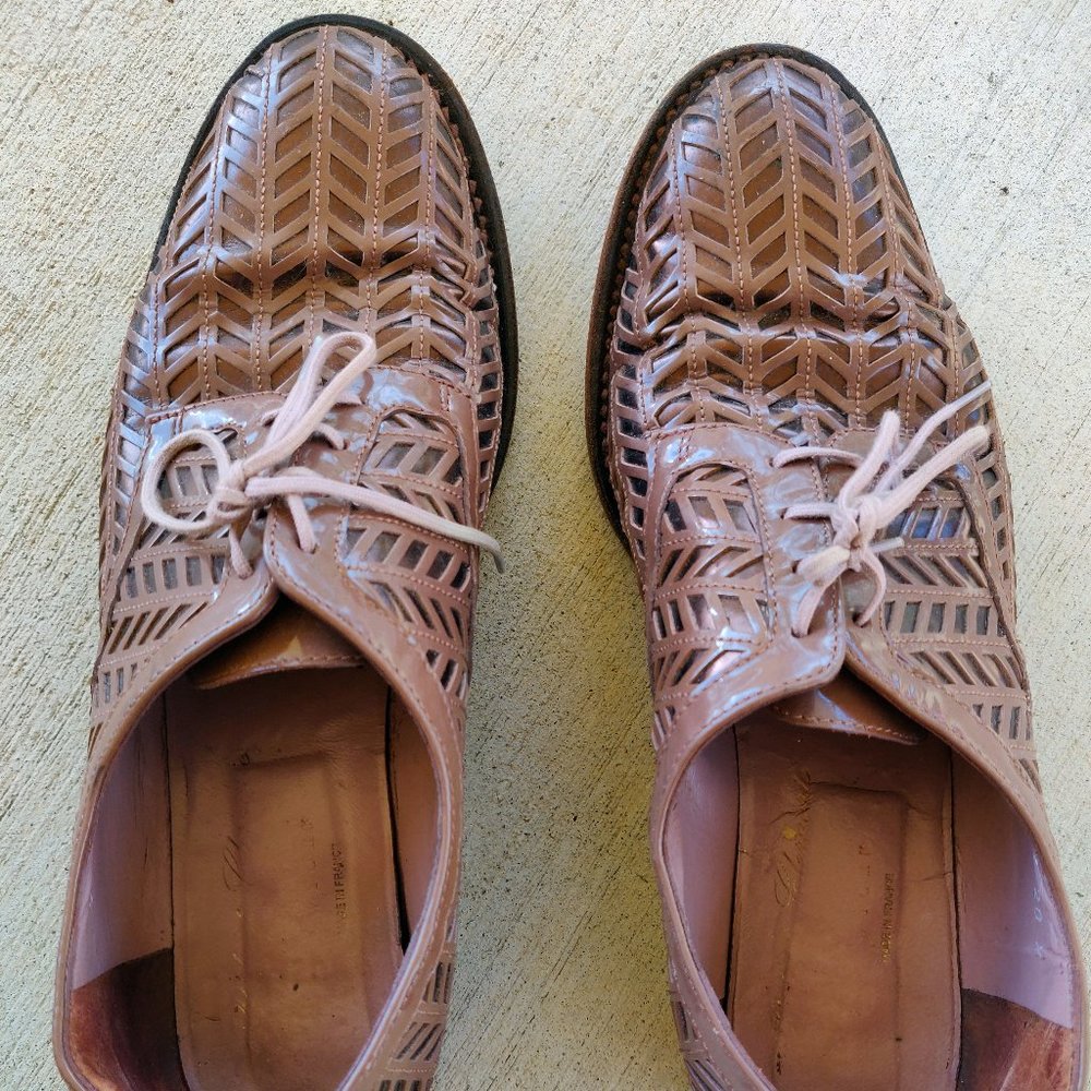 Robert Clergerie Flat Lace Oxford Chevron Textured